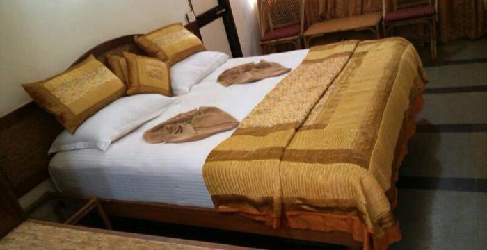 Hotel Mira